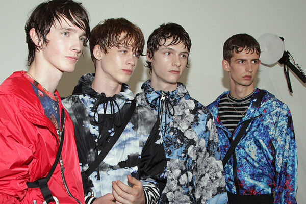 Wet look herenkapsels