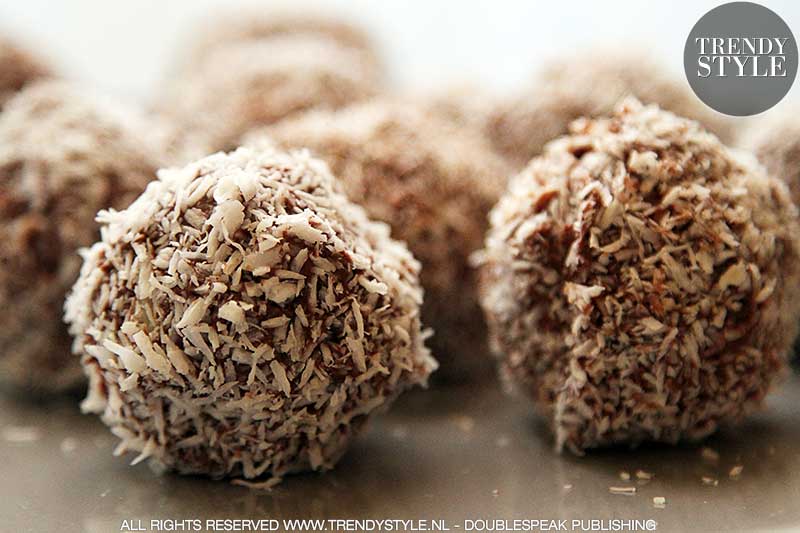 Chocolade balletjes met kokosvulling