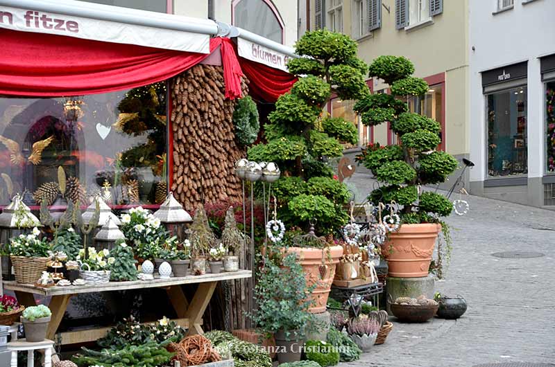 Kerstmarkten Zürich. Romantisch Kerst shoppen