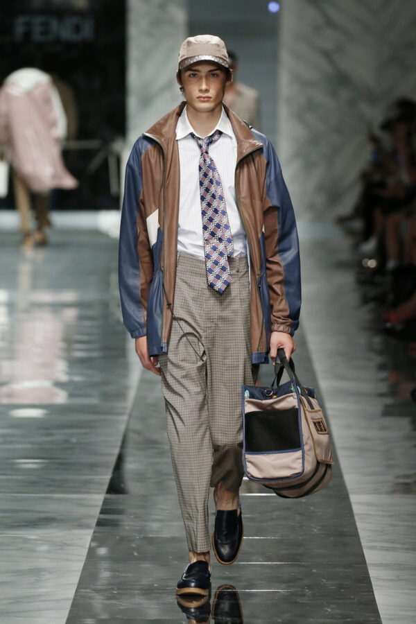 Mode trends zomer 2018. Fendi lente zomer 2018. Photo: courtesy of Fendi