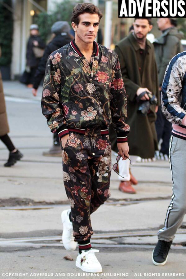 Mode trends en street style. Fantasieën voor hem