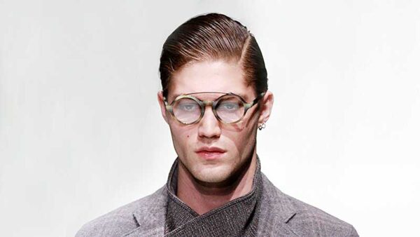 Gelkapsel heren. Fashion Show: Giorgio Armani