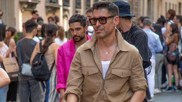 Straatmode zomer 2020. Van top tot teen in kaki
