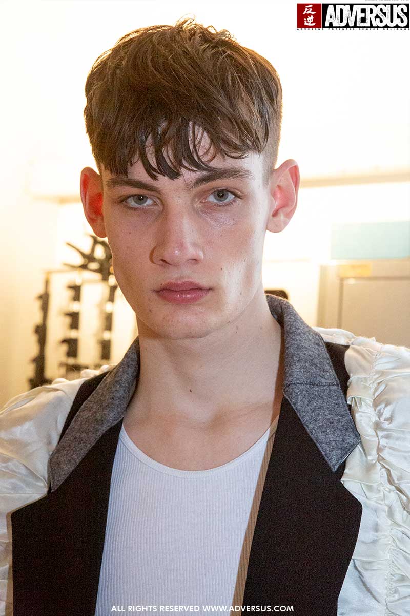 Haartrends man herfst winter 2020. Undercut kapsel
