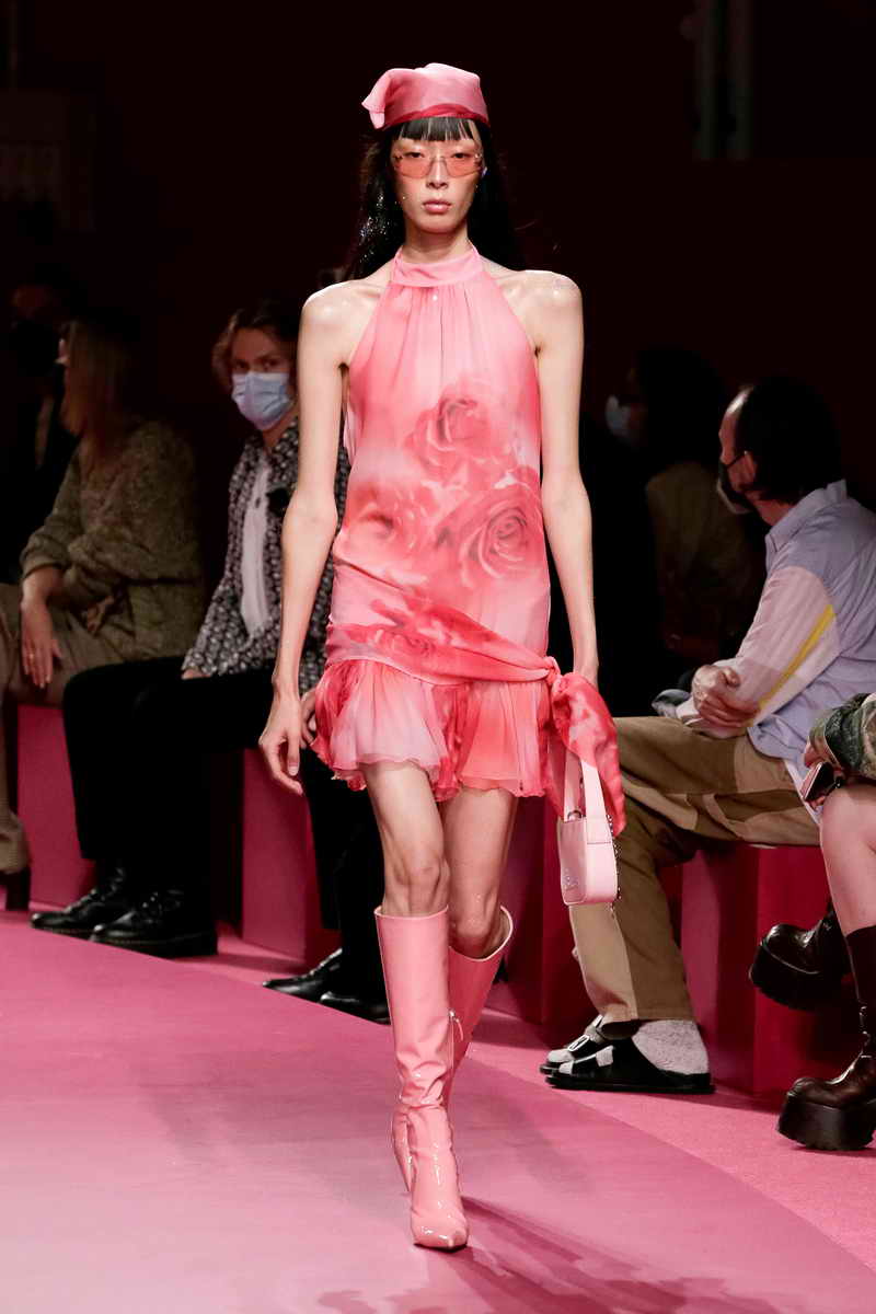 Blumarine Show Lente Zomer 2022