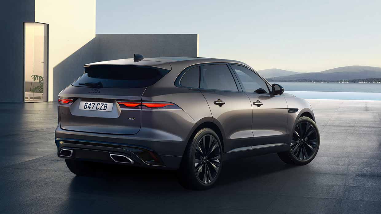 Jaguar F-PACE nu ook als zescilinder 300 SPORT en 400 SPORT