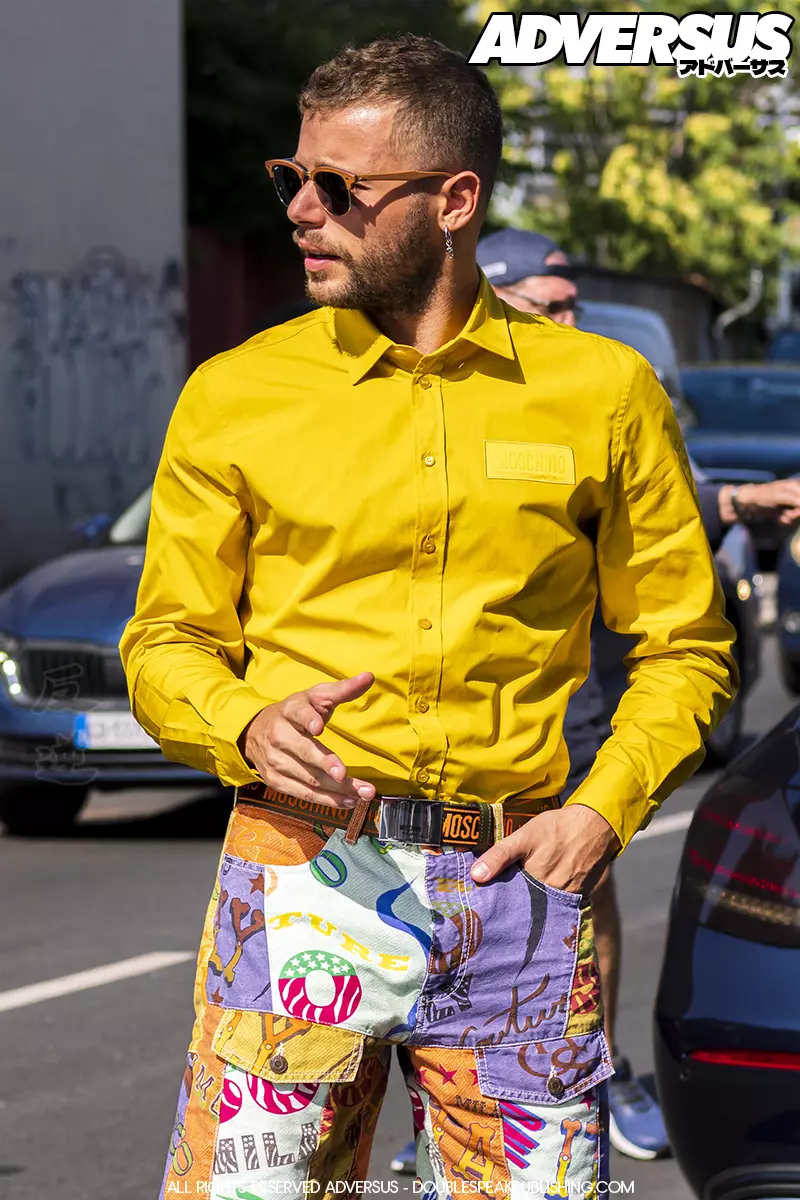 Street style herenmode: kleur - Foto ADVERSUS