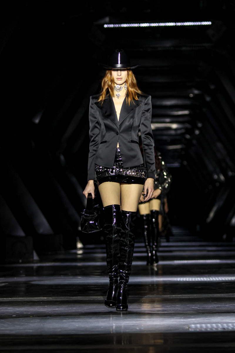 PHILIPP PLEIN herfst winter 2023 2024 - Photo Courtesy of PHILIPP PLEIN