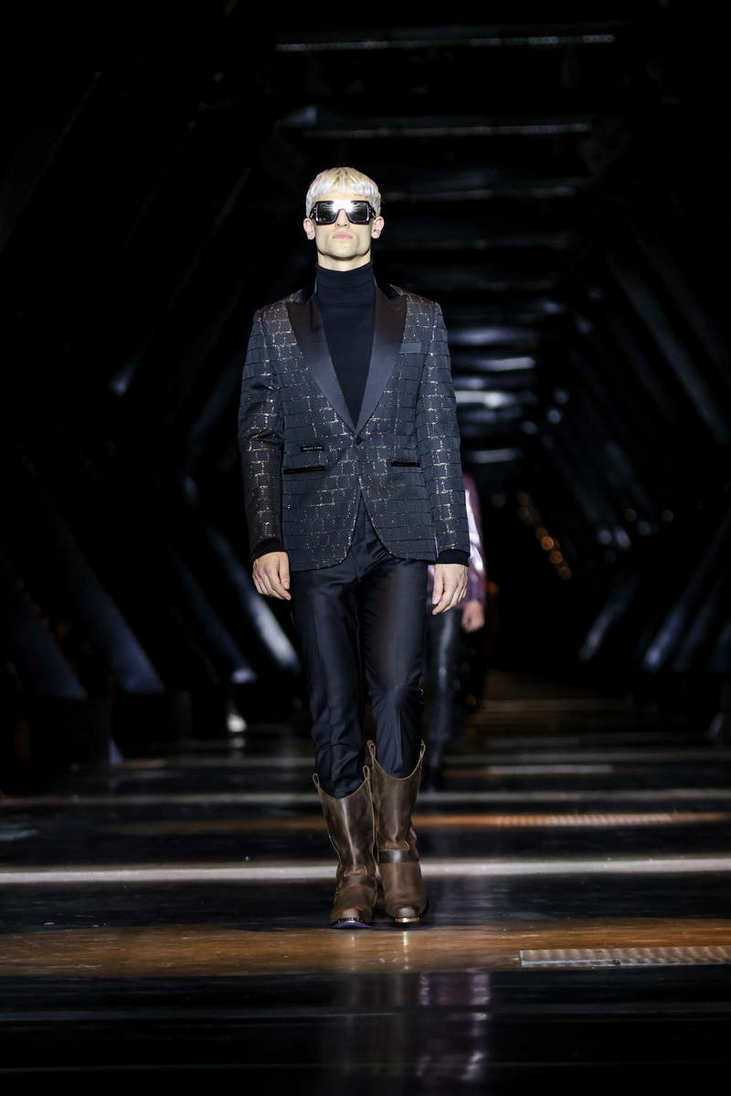 PHILIPP PLEIN herfst winter 2023 2024 - Photo Courtesy of PHILIPP PLEIN