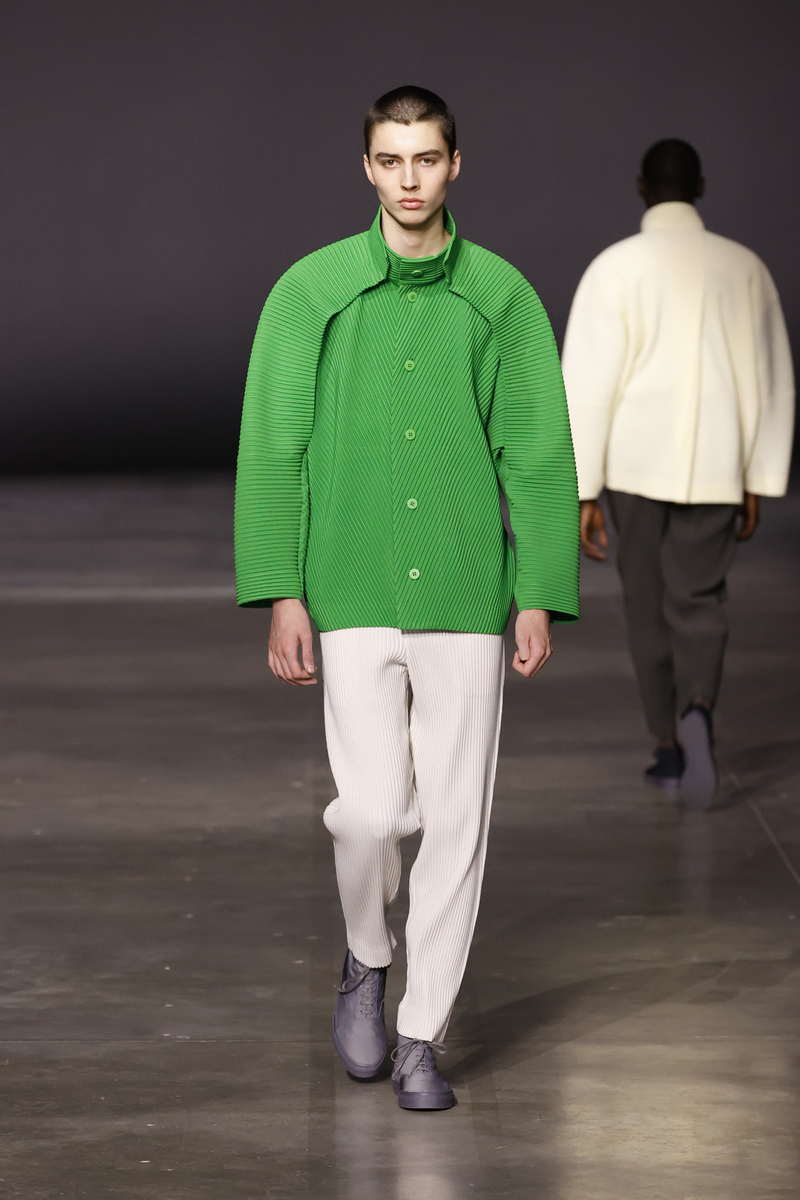 HOMME PLISSÉ ISSEY MIYAKE Herfst Winter 2023 2024 Show - Photo courtesy of ISSEY MIYAKE