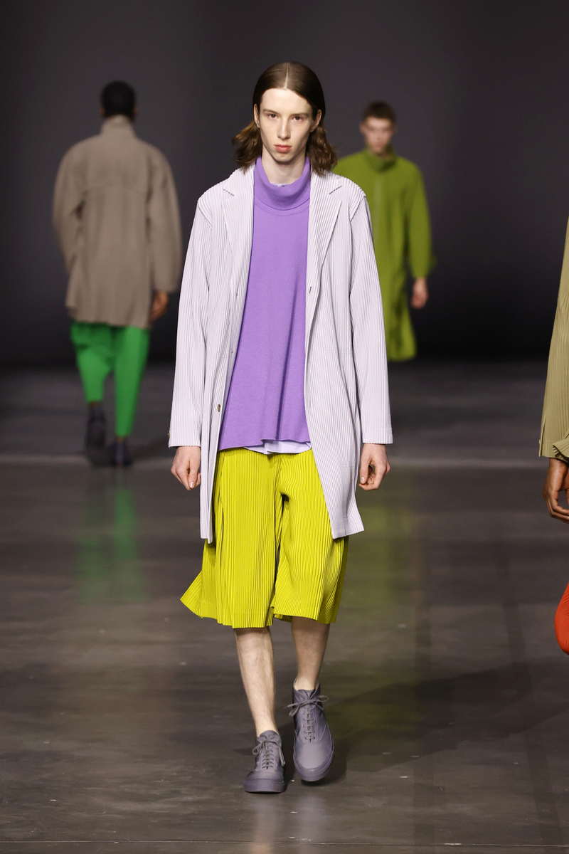 HOMME PLISSÉ ISSEY MIYAKE Herfst Winter 2023 2024 Show - Photo courtesy of ISSEY MIYAKE