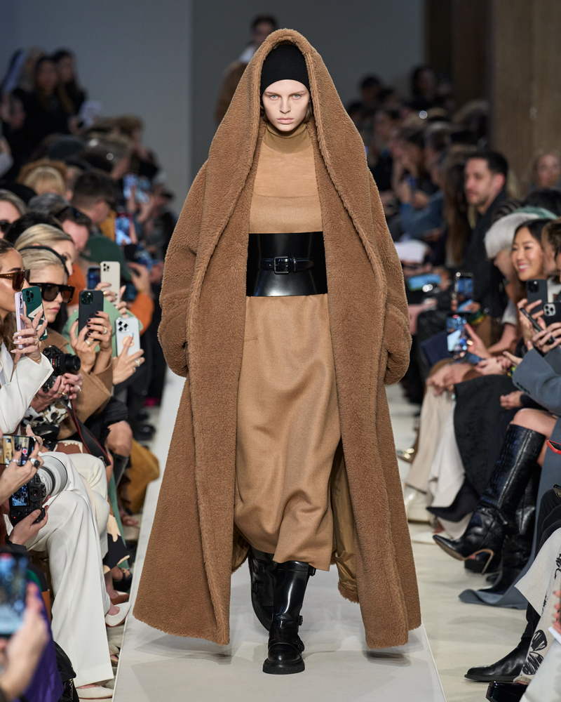 Max Mara herfst winter 2023 2024 - Photo Courtesy of Max Mara