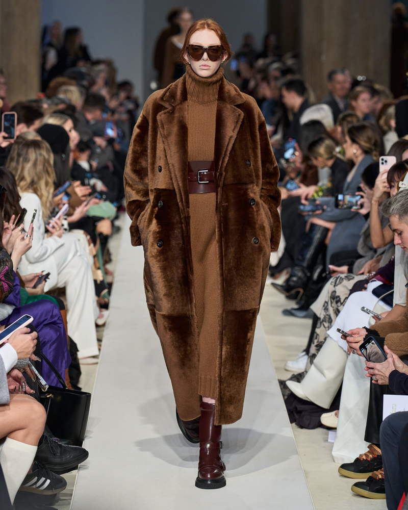 Max Mara herfst winter 2023 2024 - Photo Courtesy of Max Mara