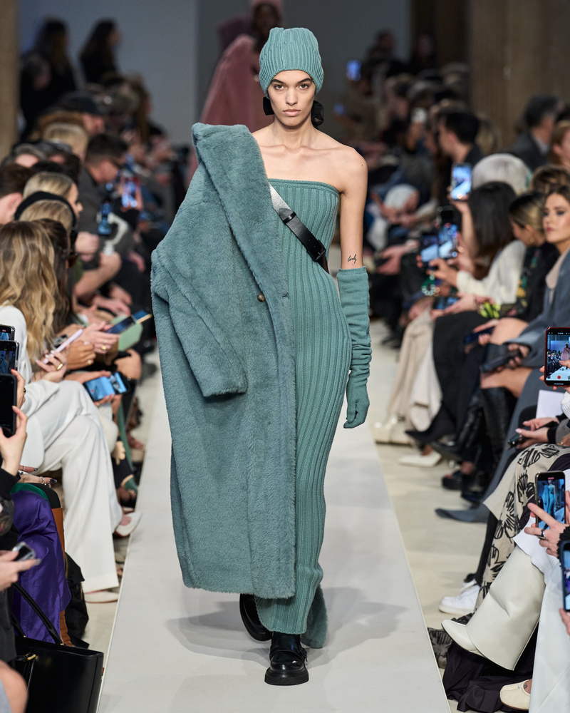 Max Mara herfst winter 2023 2024 - Photo Courtesy of Max Mara