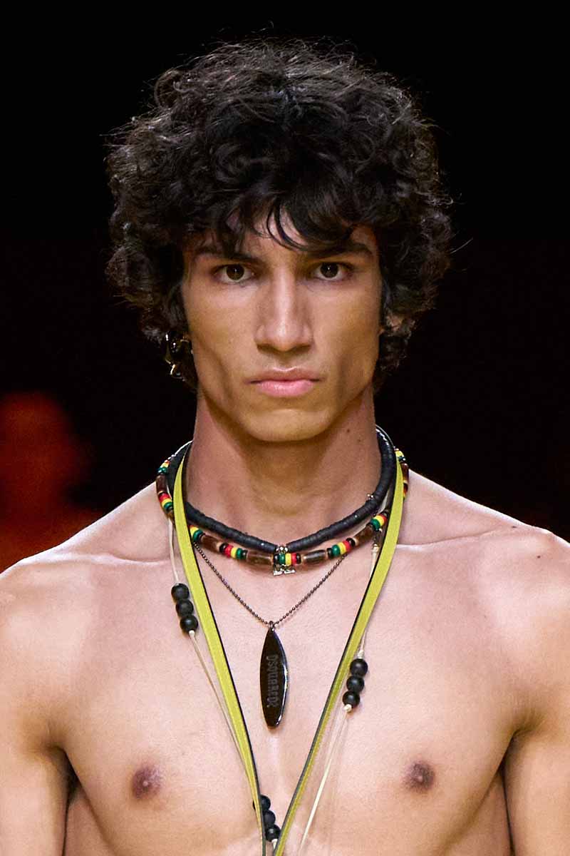 Herenkapsels. Haartrends mannen zomer 2023 - Photo courtesy of Dsquared2