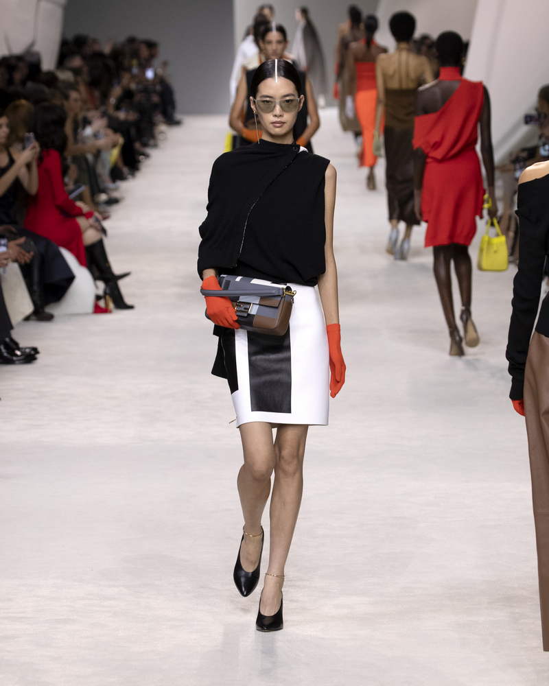 De damescollectie van Fendi voor lente zomer 2024: comfort en vrijheid - Photo courtesy of FENDI