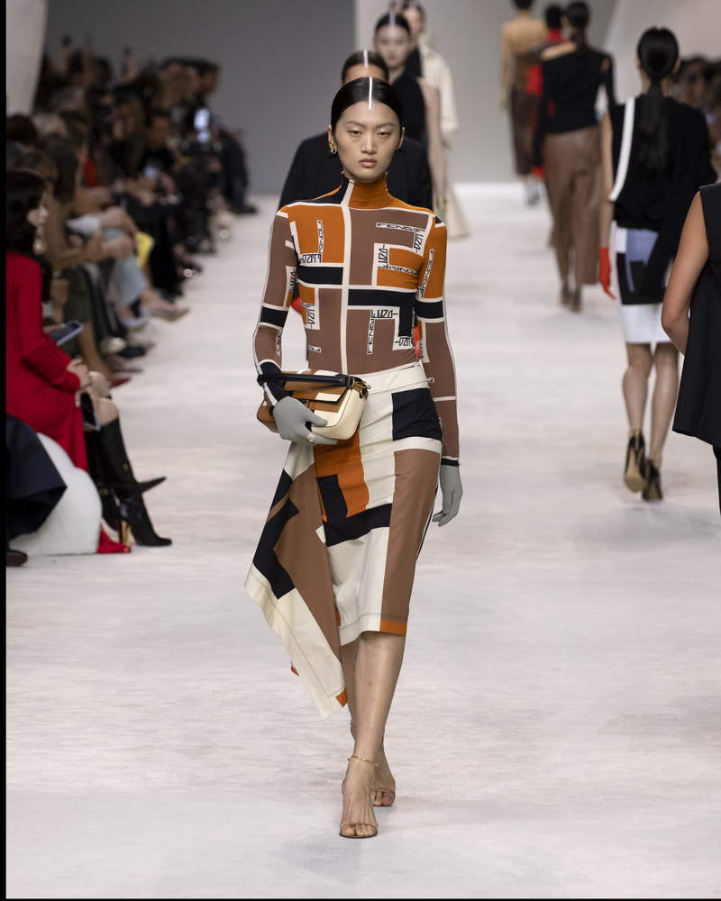 De damescollectie van Fendi voor lente zomer 2024: comfort en vrijheid - Photo courtesy of FENDI