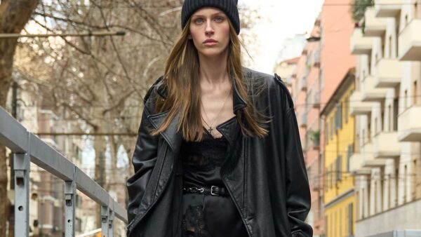 De cool girls van Dolce & Gabbana. High end fashion met een streetstyle twist - Photo courtesy of Dolce & Gabbana