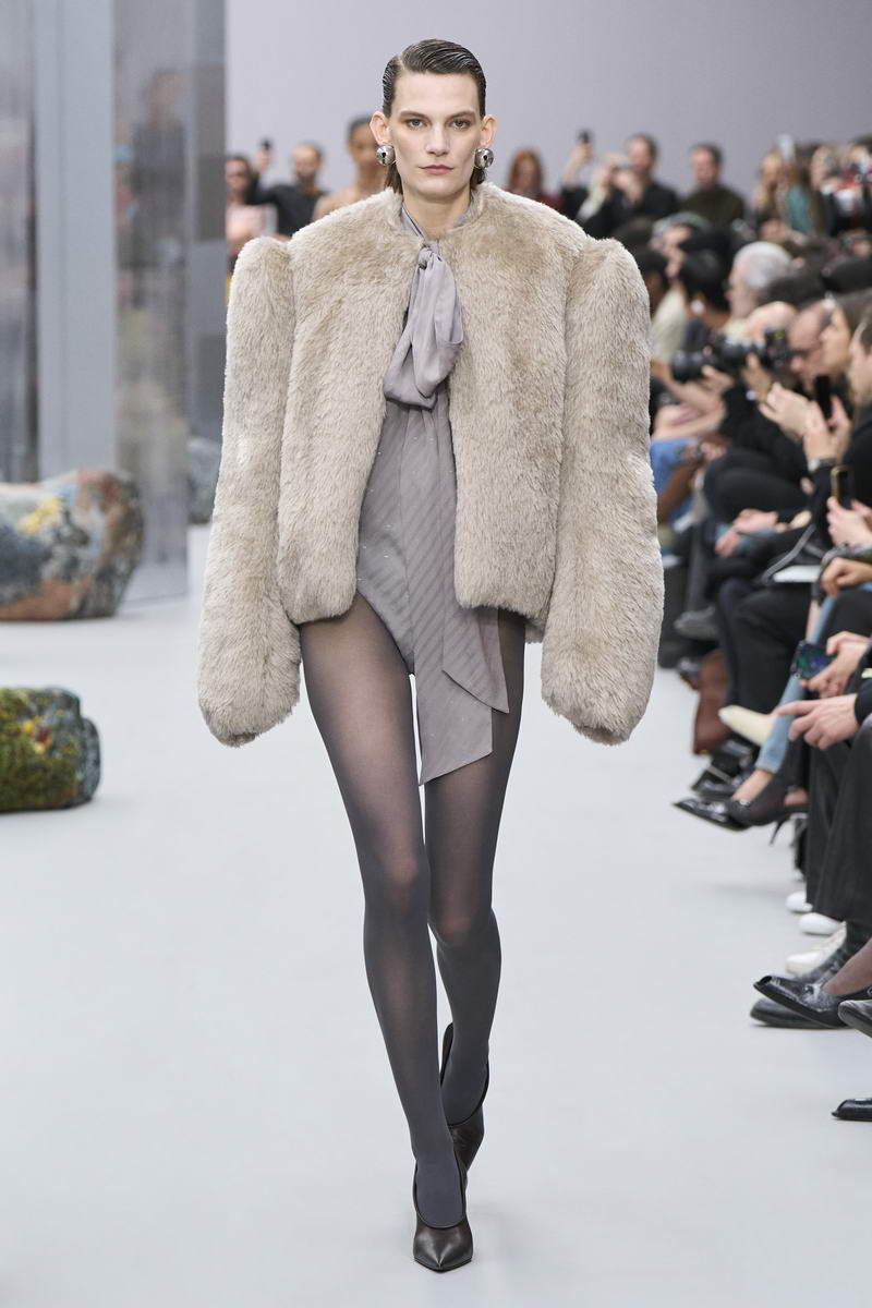 Acne Studios herfst winter 2025 2026 - Photo courtesy of Acne Studios