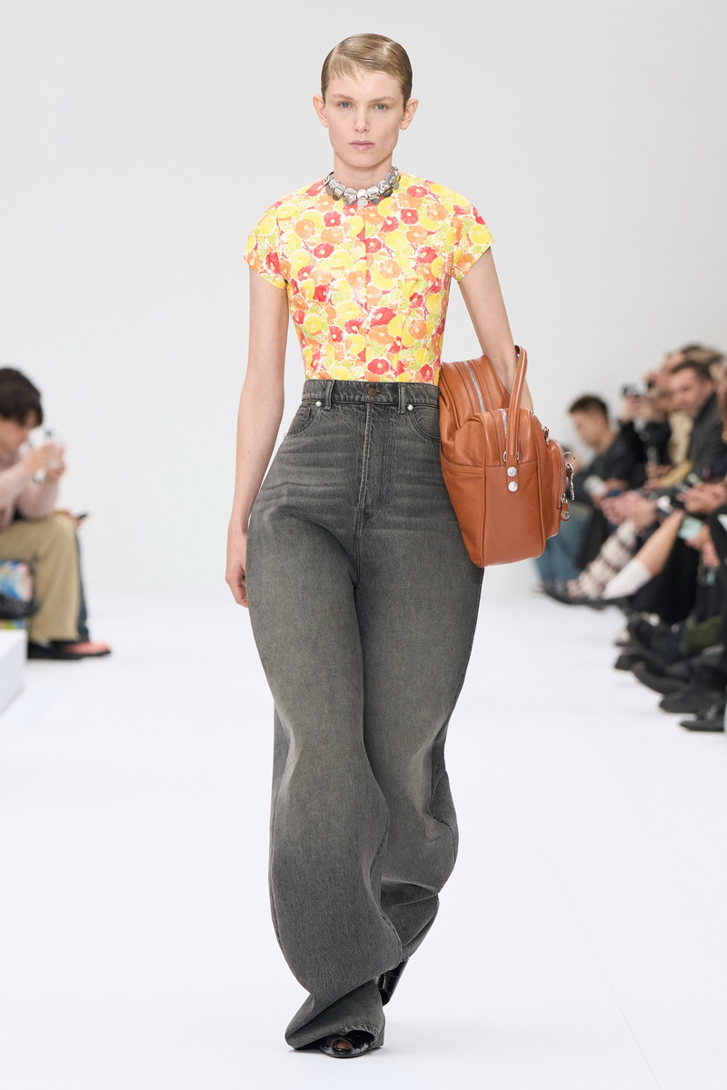 Acne Studios lente zomer 2025 - Photo courtesy of Acne Studios