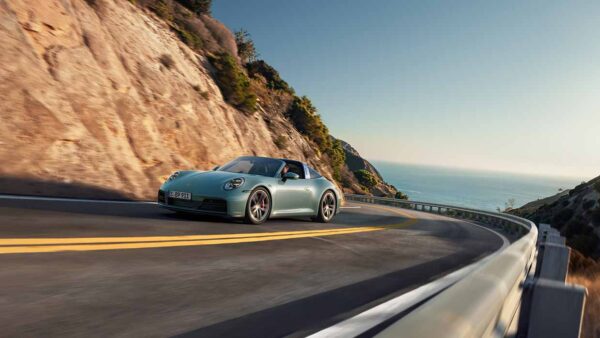 Porsche breidt 911 lijn uit met Carrera 4S, Carrera 4S Cabriolet en Targa 4S