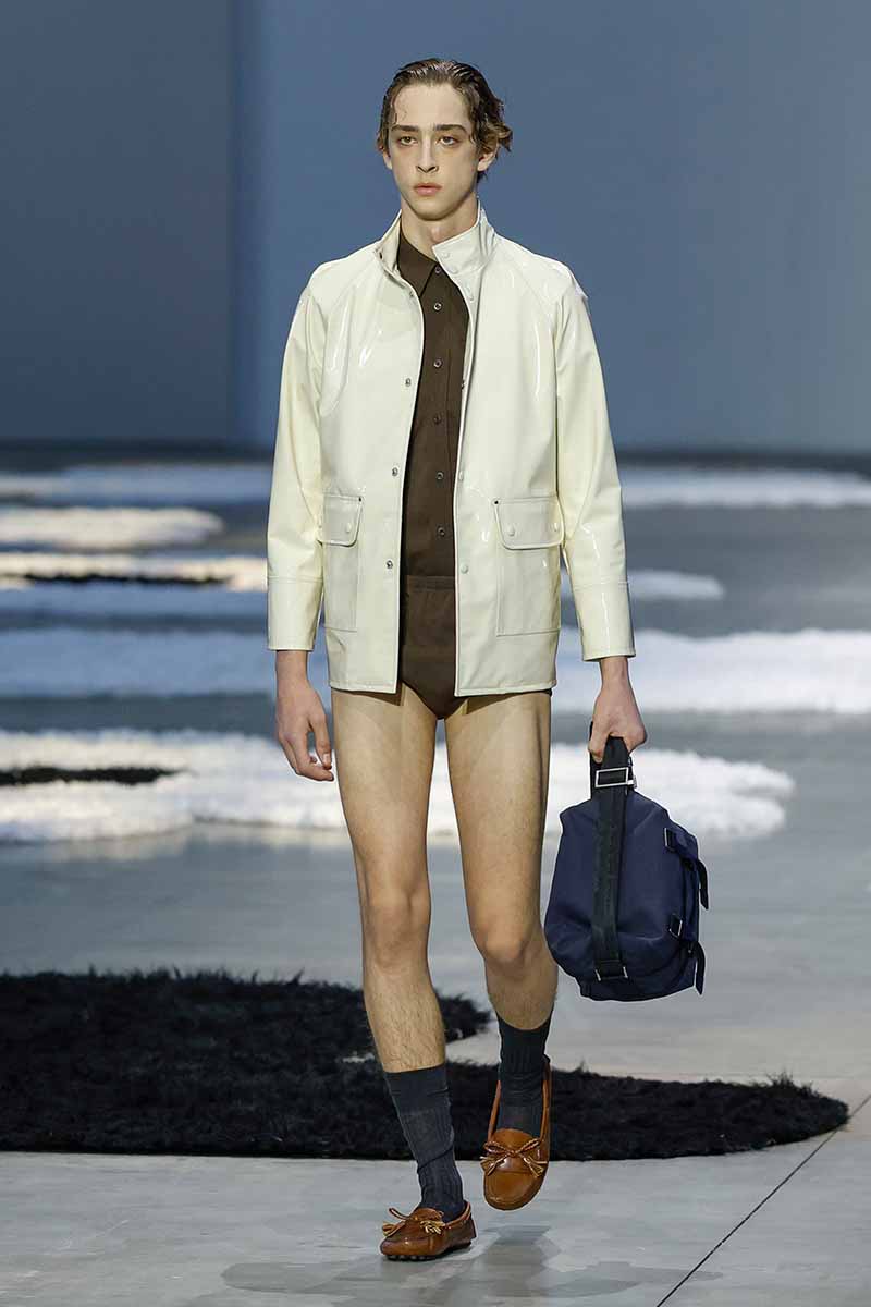 Prada man lente zomer 2026 - Photo courtesy of Prada