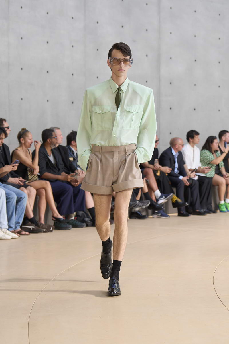 Saint Laurent Man Zomer 2026 - Photo courtesy of Saint Laurent