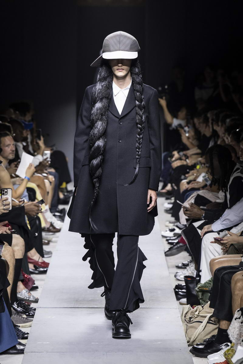 Comme des Garçons Homme Plus lente zomer 2026 - Photo courtesy of Comme des Garçons Homme Plus