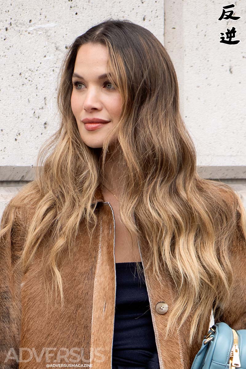 Blonde kleuren en technieken voor zomer 2025: highlights en balayage - Photo Charlotte Mesman