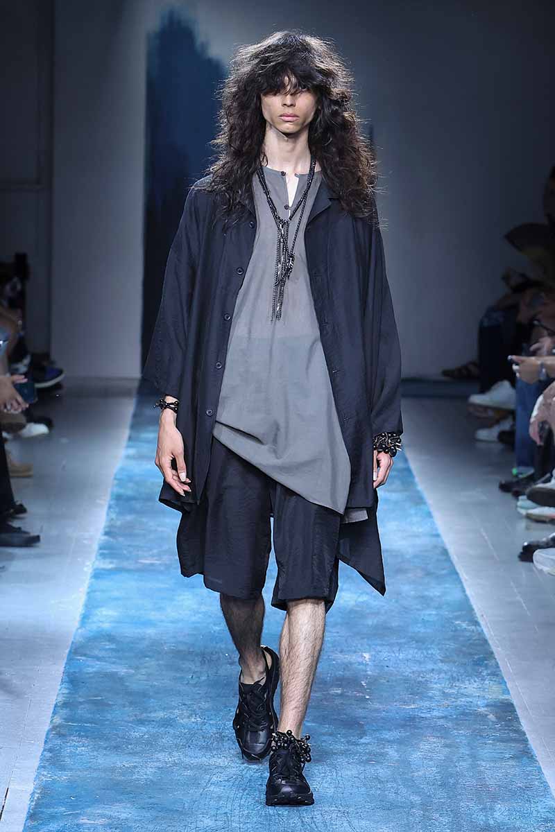 Yohji Yamamoto man lente zomer 2026 - Photo courtesy of Yohji Yamamoto