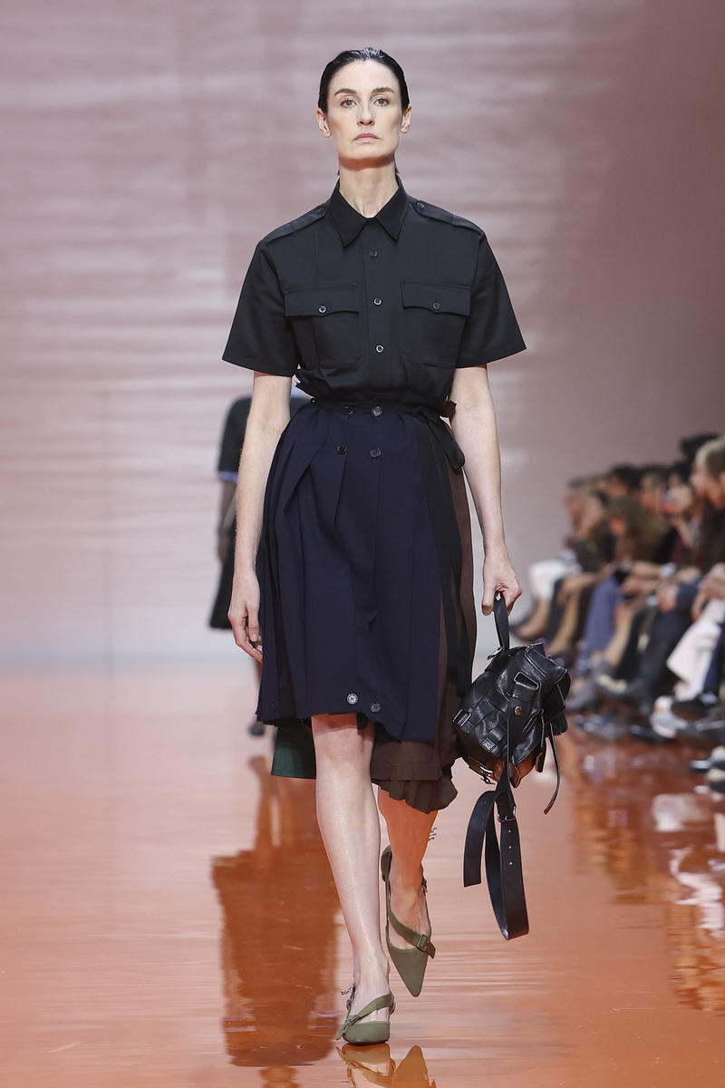 Prada vrouw lente zomer 2026 - Photo courtesy of Prada