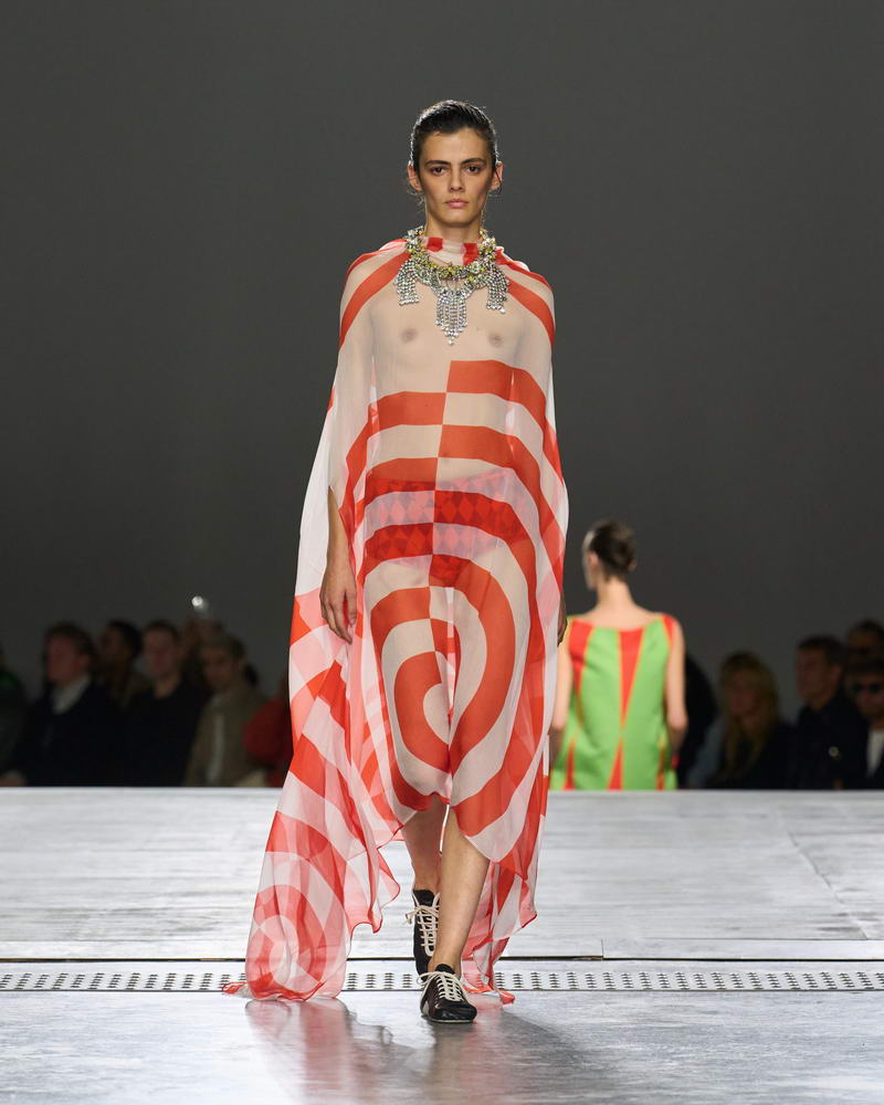 Dries Van Noten lente zomer 2026 - Photo courtesy of Dries Van Noten