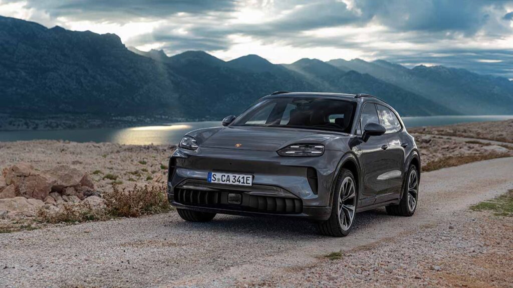 Porsche introduceert nieuwe, volledig elektrische Cayenne en Cayenne Turbo