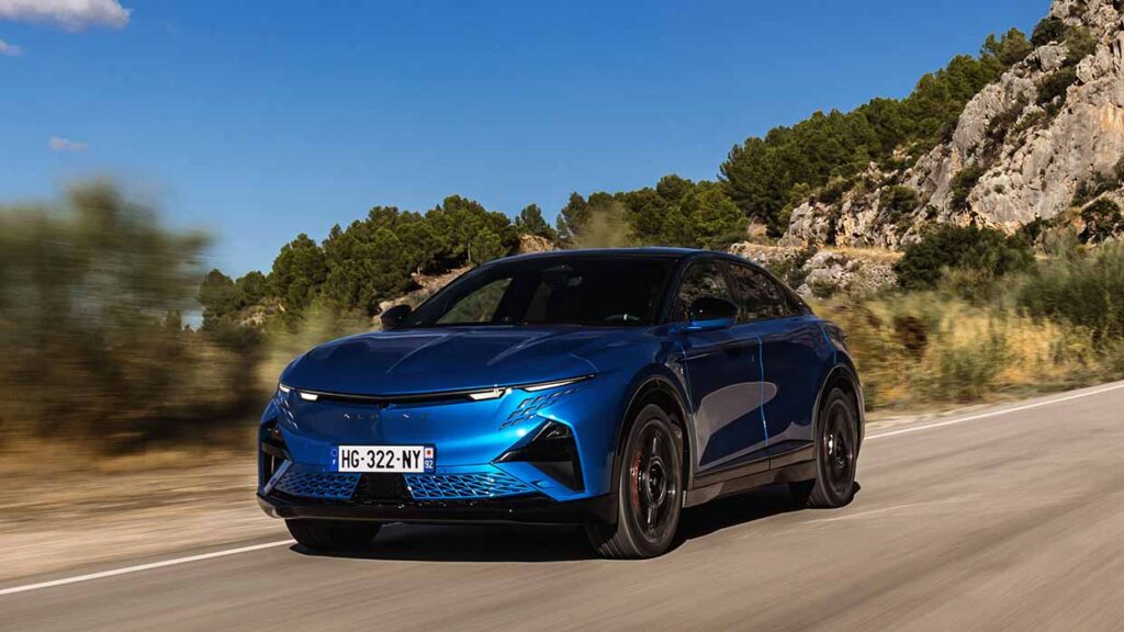 Rijden met de Alpine A390: sport fastback met het DNA van Alpine