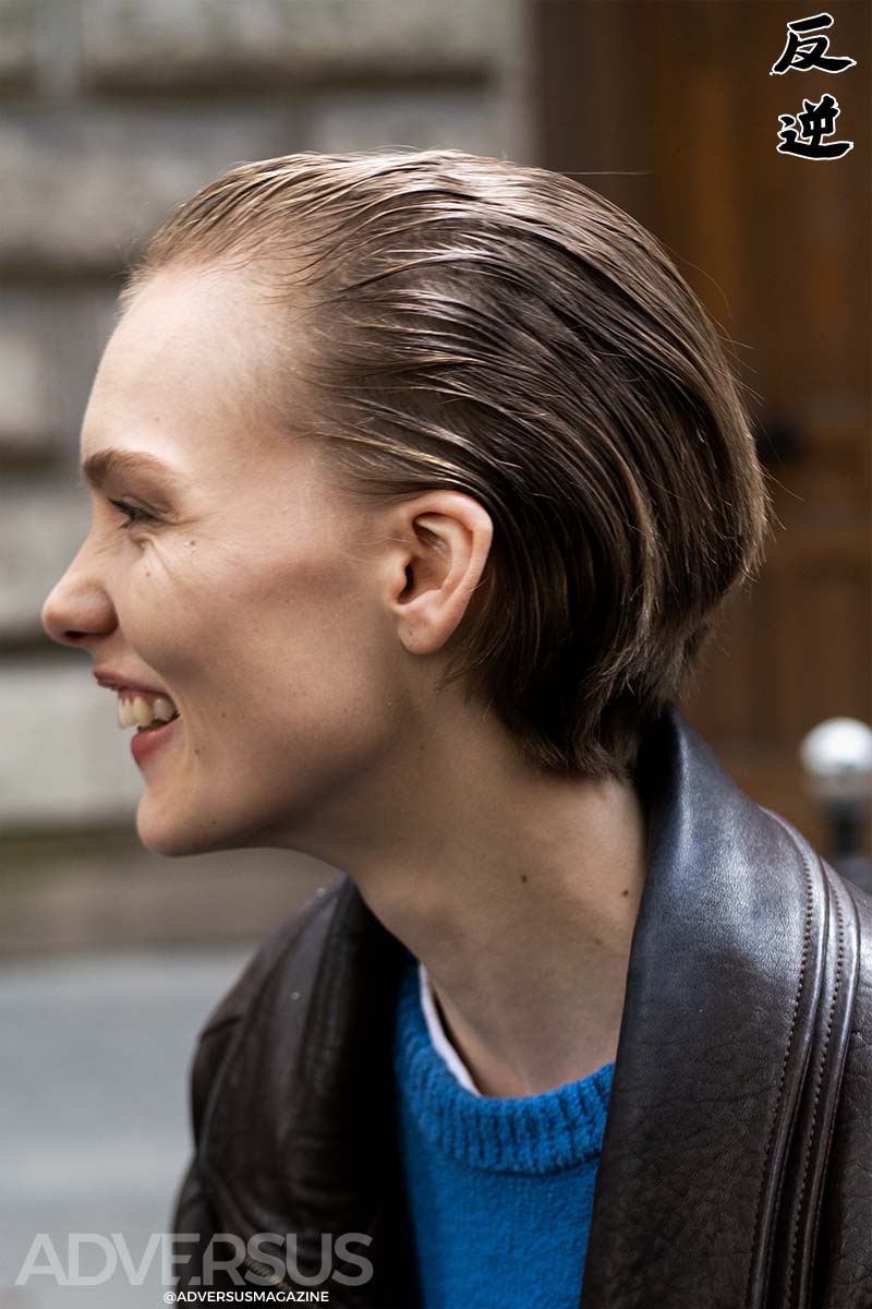 De haartrend voor 2026: glossy en greasy - Photo Charlotte Mesman