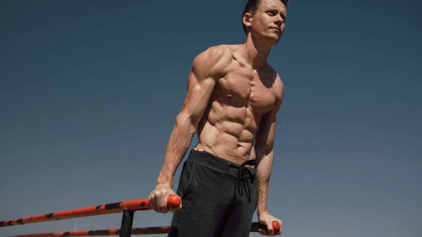 De 10 essentiële oefeningen om spiermassa en kracht te vergroten