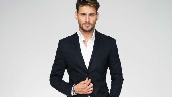 Mix en match kostuums zijn de nieuwe standaard in de herenmode van 2026