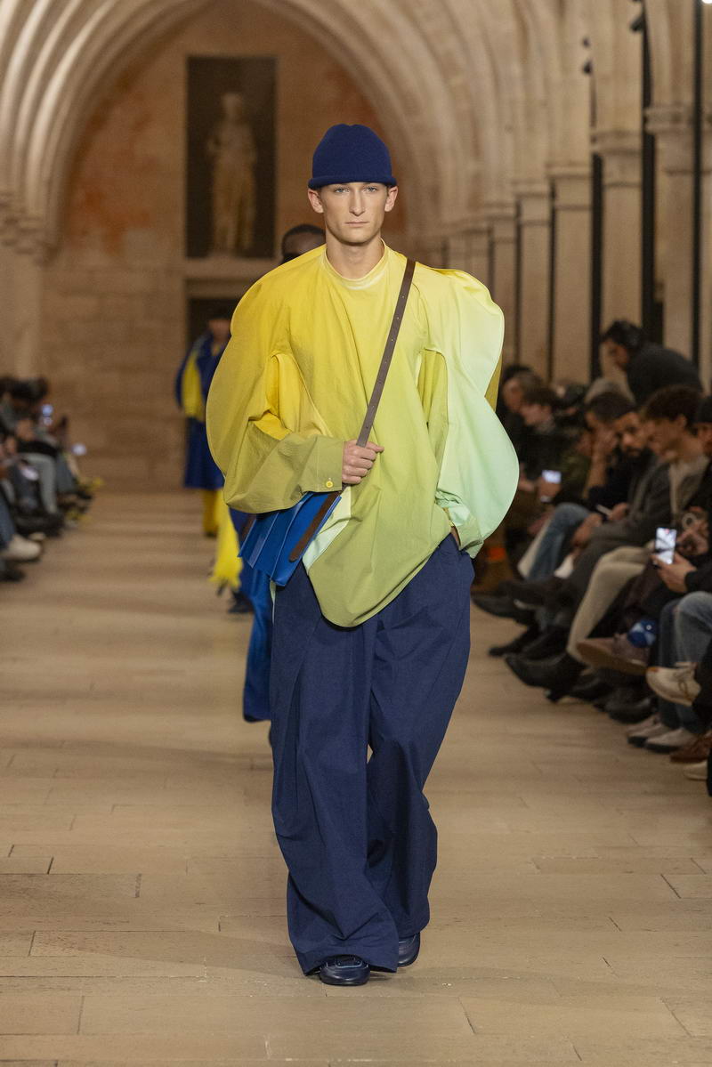 Issey Miyake man herfst winter 2026 2027 - Photo courtesy of Issey Miyake