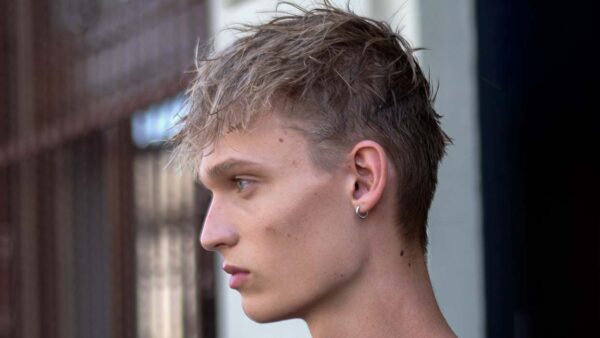 Het Edgar-kapsel. Geweldig of afschuwelijk? - Photo ADVERSUS