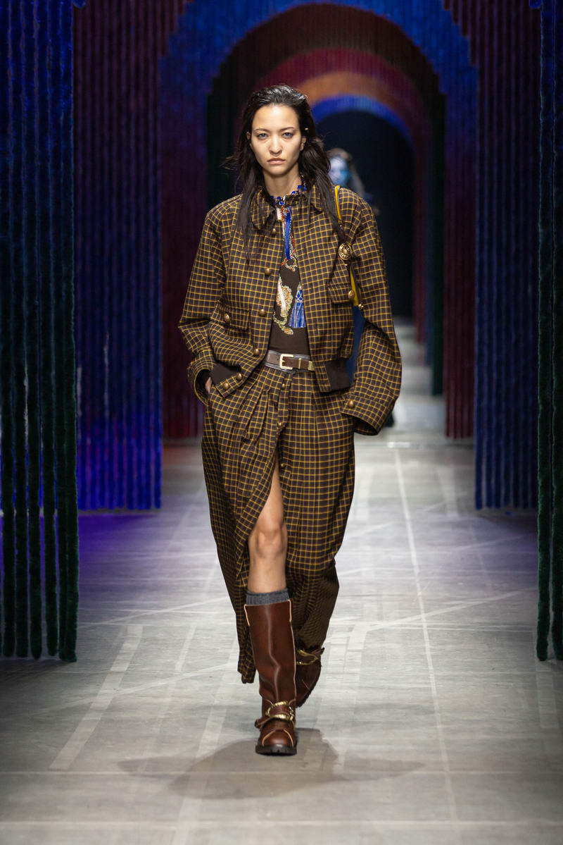 Etro vrouw herfst winter 2026 2027 - Photo courtesy of Etro