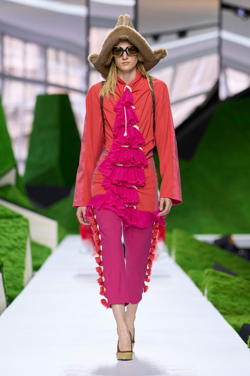 Louis Vuitton vrouw herfst winter 2026 2027 - © Louis Vuitton – All rights reserved