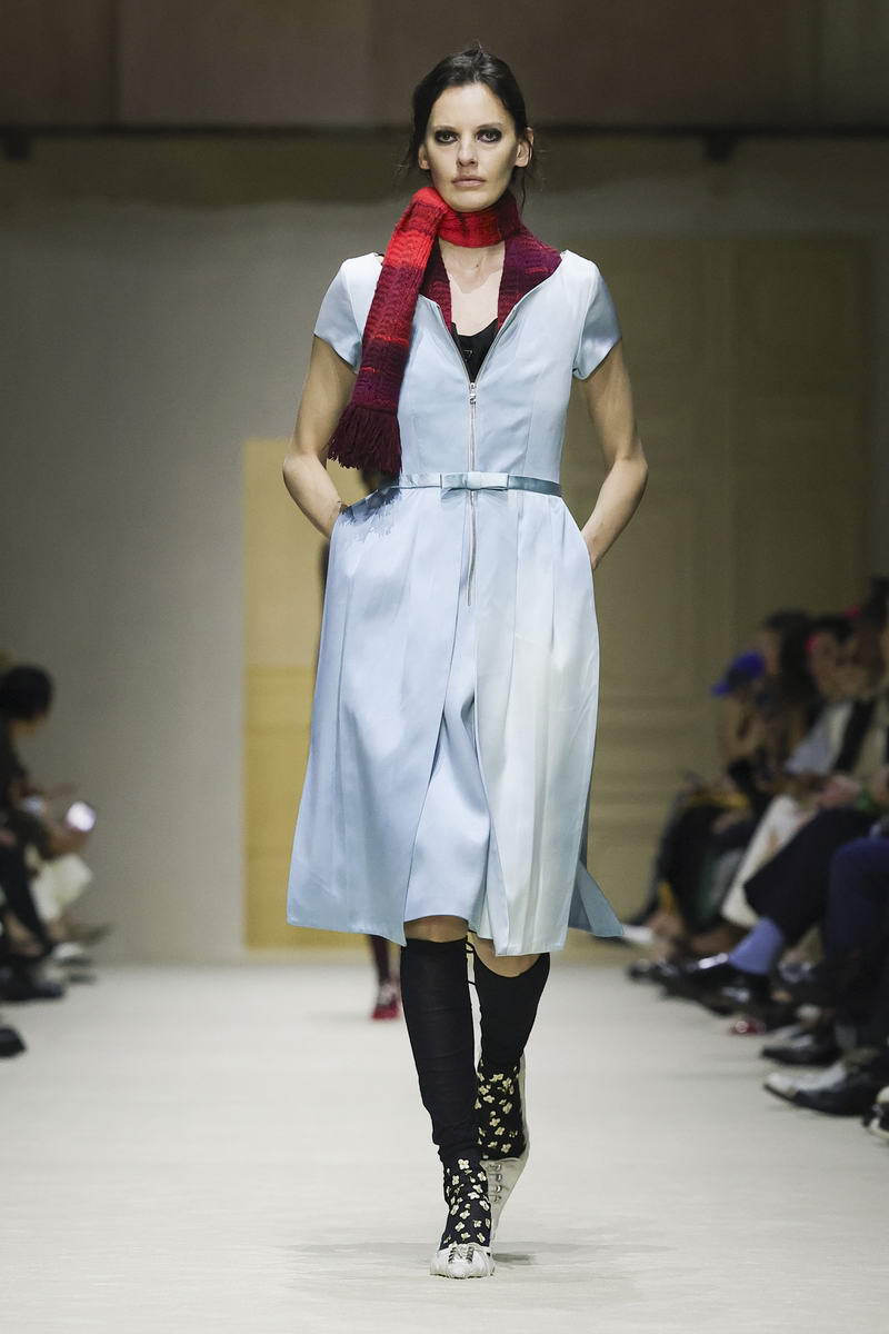 Prada vrouw herfst winter 2026 2027 - Photo courtesy of Prada