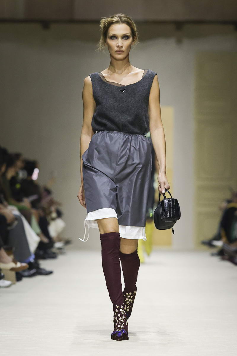Prada vrouw herfst winter 2026 2027 - Photo courtesy of Prada