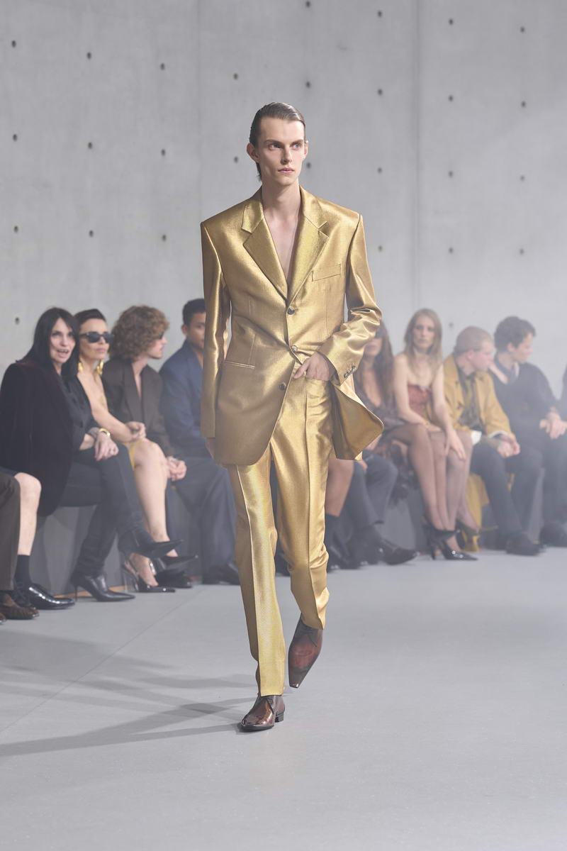 Saint Laurent Man Zomer 2027 - Photo courtesy of Saint Laurent