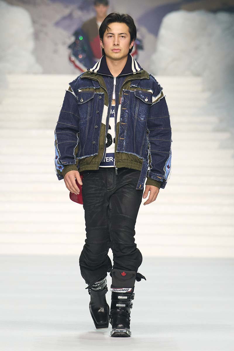 Een opvallend spijkerjack op de catwalk van Dsquared2. Photo courtesy of Dsquared2