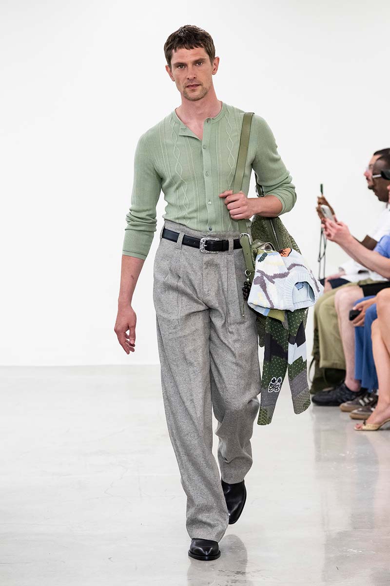 Kort mannenhaar herfst/winter 2026-2027: de nieuwe trends. Photo courtesy of Paul Smith SS 2027