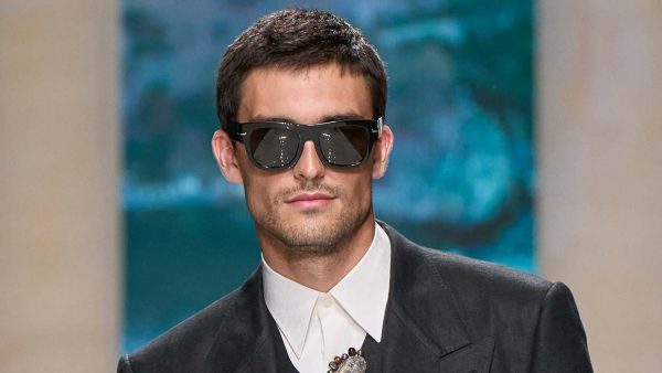 Kort mannenhaar herfst/winter 2026-2027: de nieuwe trends. Photo courtesy of Dolce & Gabbana SS 2027