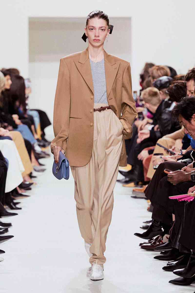Celine lente zomer 2027 - Photo courtesy of Celine
